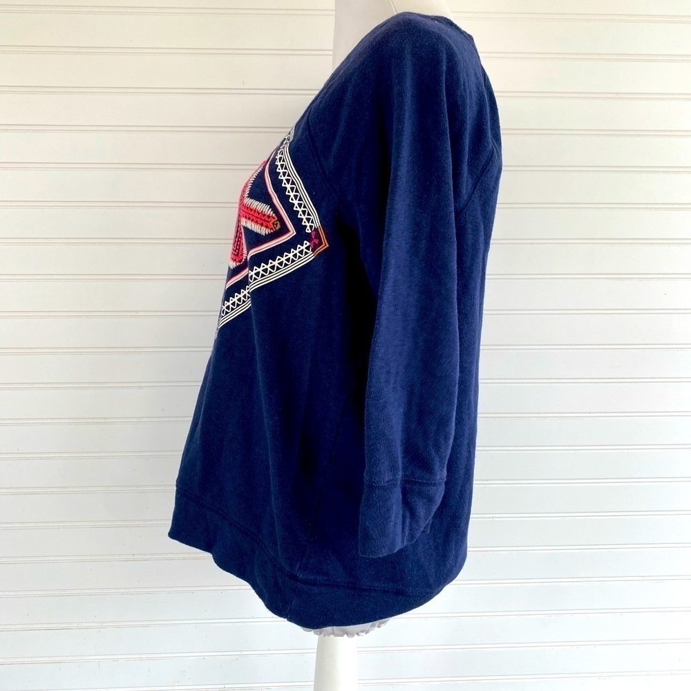 Embroidered crewneck sweater Size XL - Picture 2 of 9
